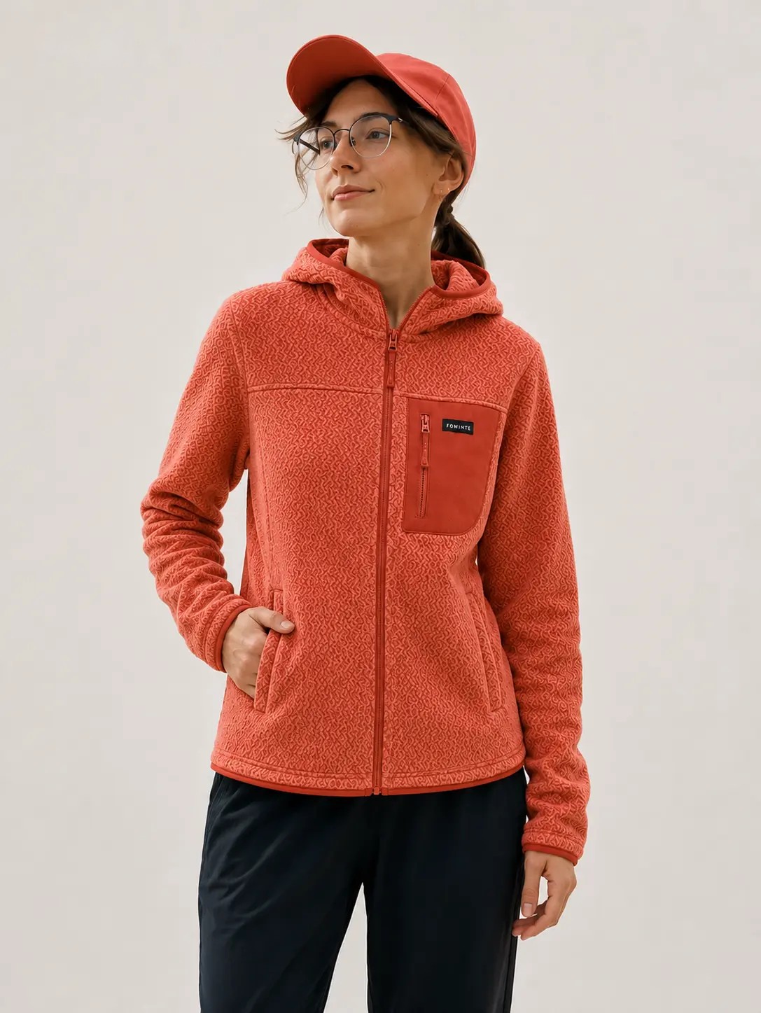Chaqueta polar con capucha roja, imagen 5