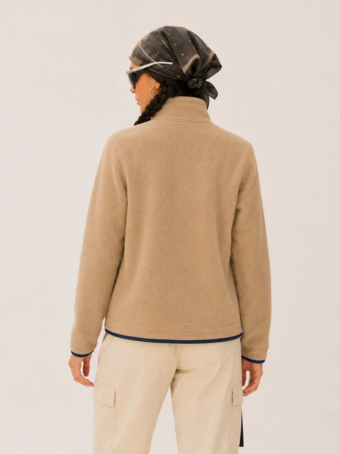 Chaqueta polar outdoor con paneles en contraste caqui, imagen 6